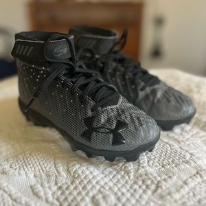 UNDER ARMOUR BASEBALL CLEATS “Harper 1” Youth Size 1